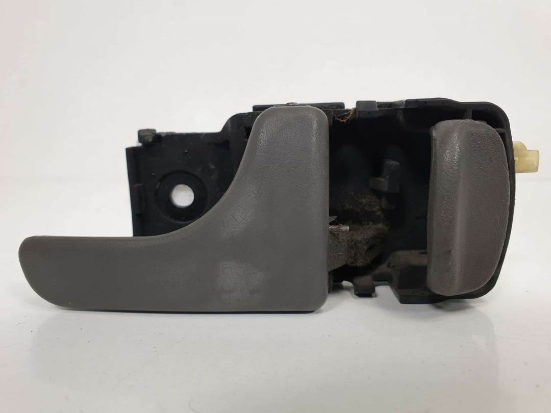 MANETA INTERIOR DELANTERA DERECHA - NISSAN - TERRANO/TERRANO.II (R20)