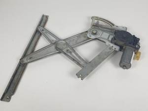 #860874 ELEVALUNAS DELANTERO DERECHO