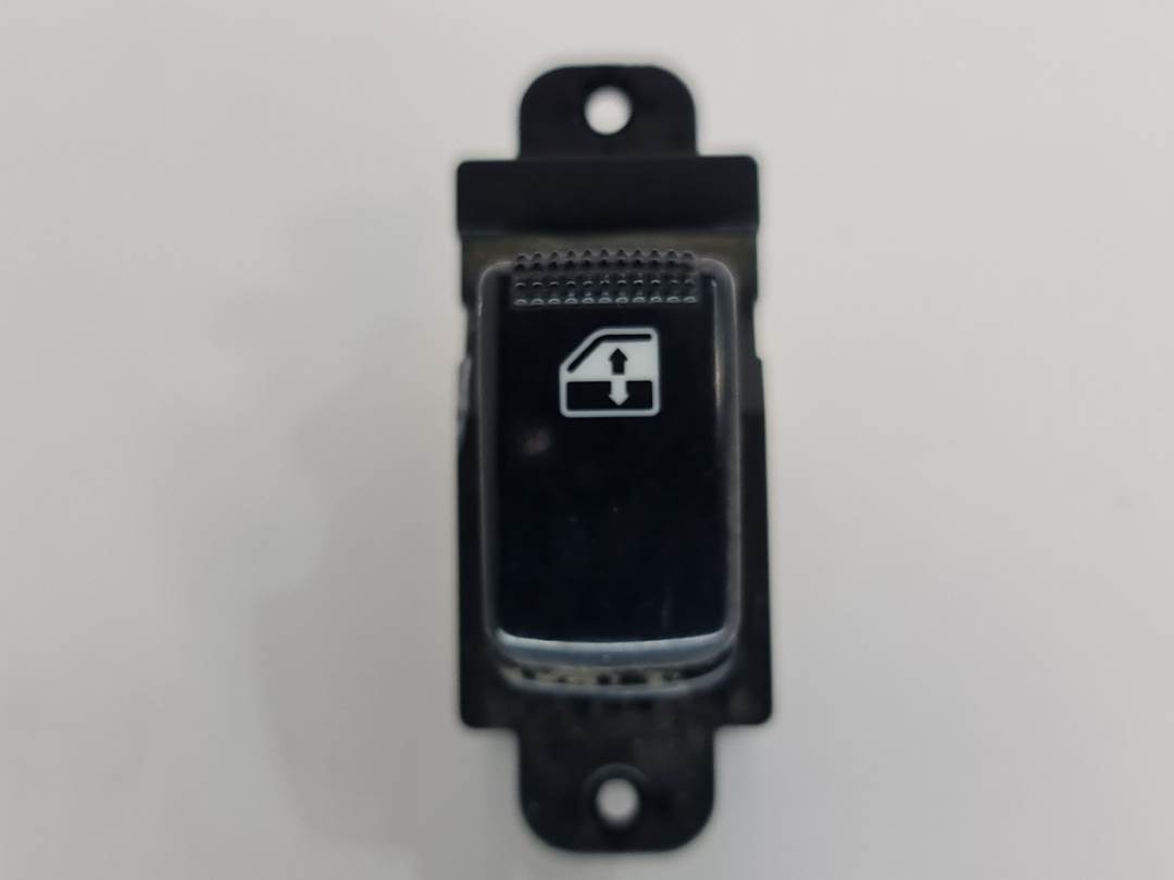 #262400 MANDO ELEVALUNAS TRASERO DERECHO