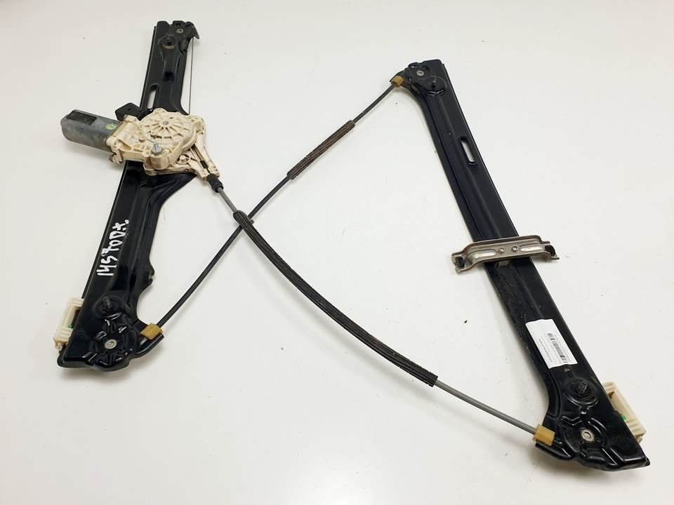 #1257079 ELEVALUNAS DELANTERO IZQUIERDO