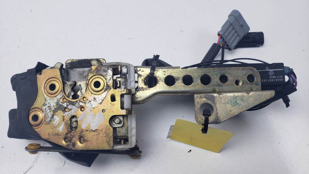 CERRADURA PUERTA DELANTERA IZQUIERDA - 60554245 - ALFA ROMEO - 164