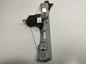 ELEVALUNAS TRASERO DERECHO - OPEL - #578076