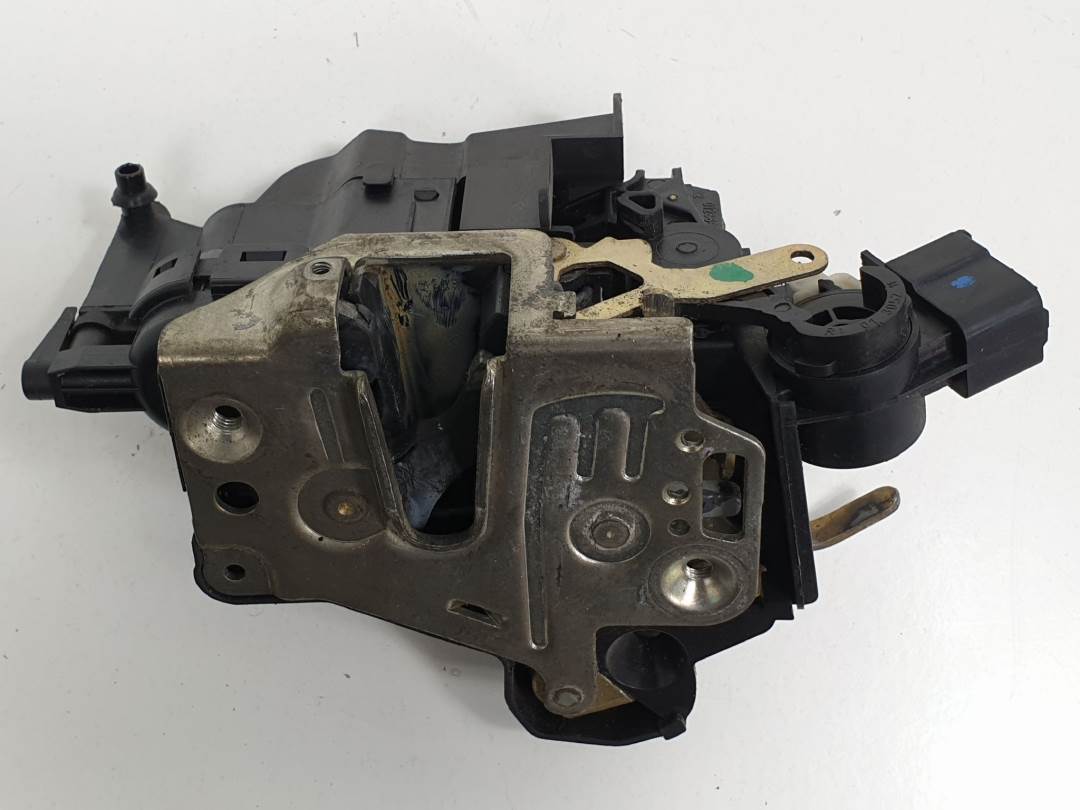 CERRADURA PUERTA DELANTERA DERECHA - 2087200235 - MERCEDES - CLASE CLK (W208) COUPE