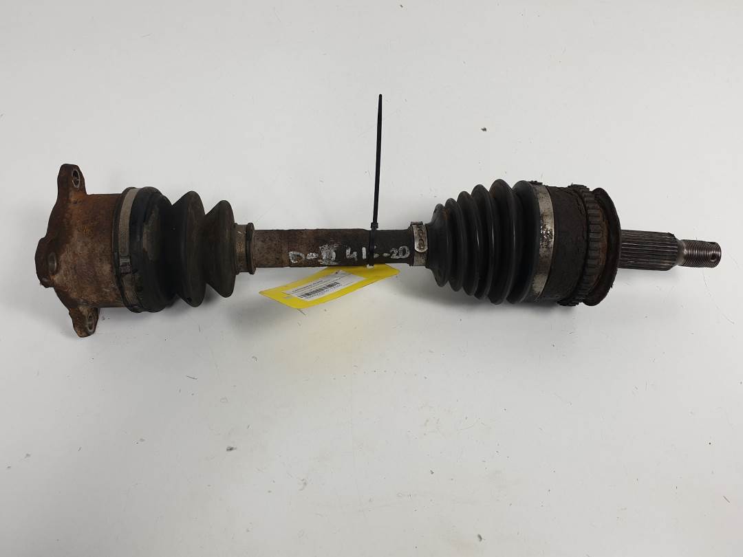 TRANSMISION DELANTERA DERECHA - MITSUBISHI - L 200 (KA0/KB0)