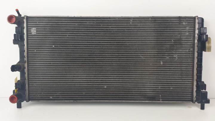 #1444088 RADIADOR AGUA