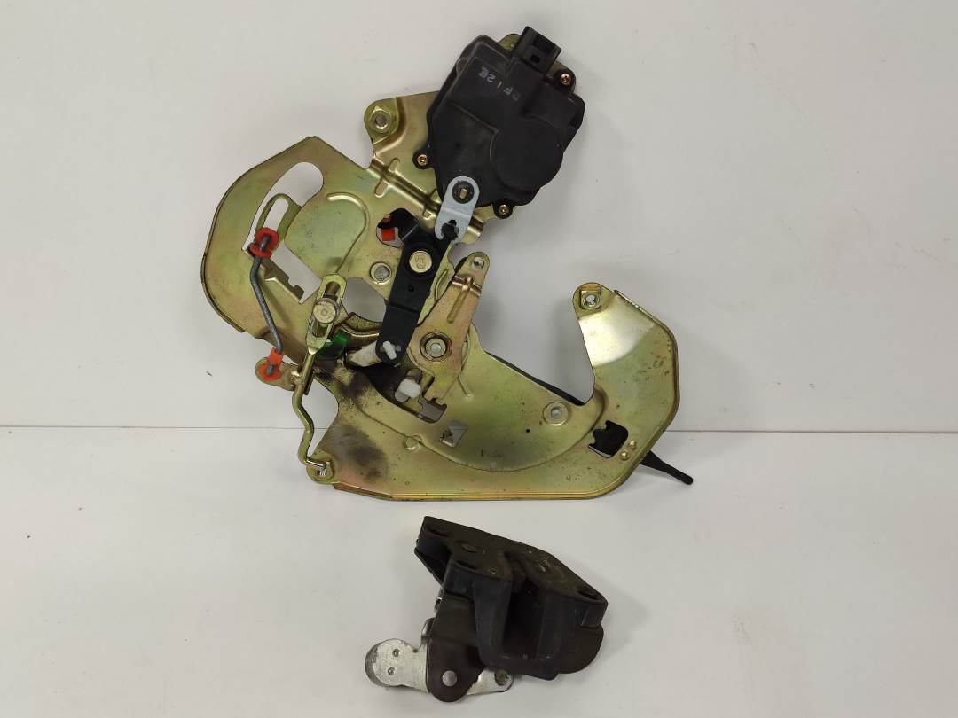 CERRADURA PUERTA LATERAL IZQUIERDA - KIA - CARNIVAL II