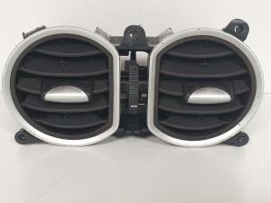 #290013 REJILLA AIREADORA