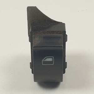 #3030002 MANDO ELEVALUNAS DELANTERO DERECHO