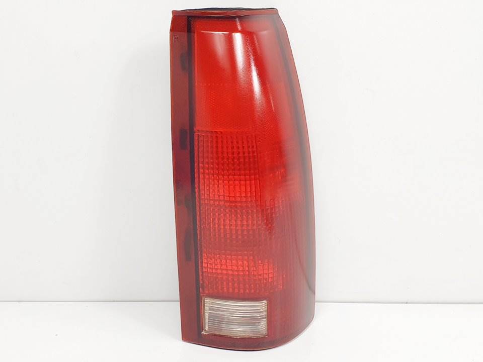 PILOTO TRASERO DERECHO - 16506350 - GMC - YUKON