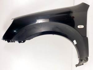 #1307888 ALETA DELANTERA IZQUIERDA