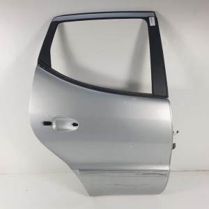 #1203539 PUERTA TRASERA DERECHA