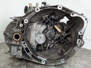 #131924 CAJA CAMBIOS