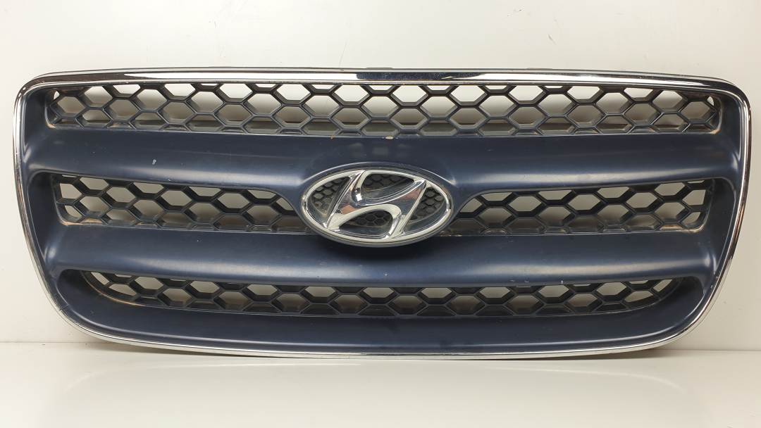 REJILLA DELANTERA - E865612B010 - HYUNDAI - SANTA FE (BM)