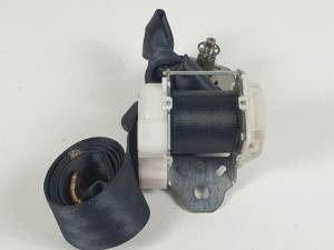 CINTURON SEGURIDAD TRASERO DERECHO - TOYOTA - #847453