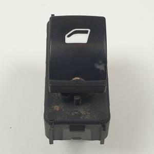 #3030139 MANDO ELEVALUNAS DELANTERO IZQUIERDO