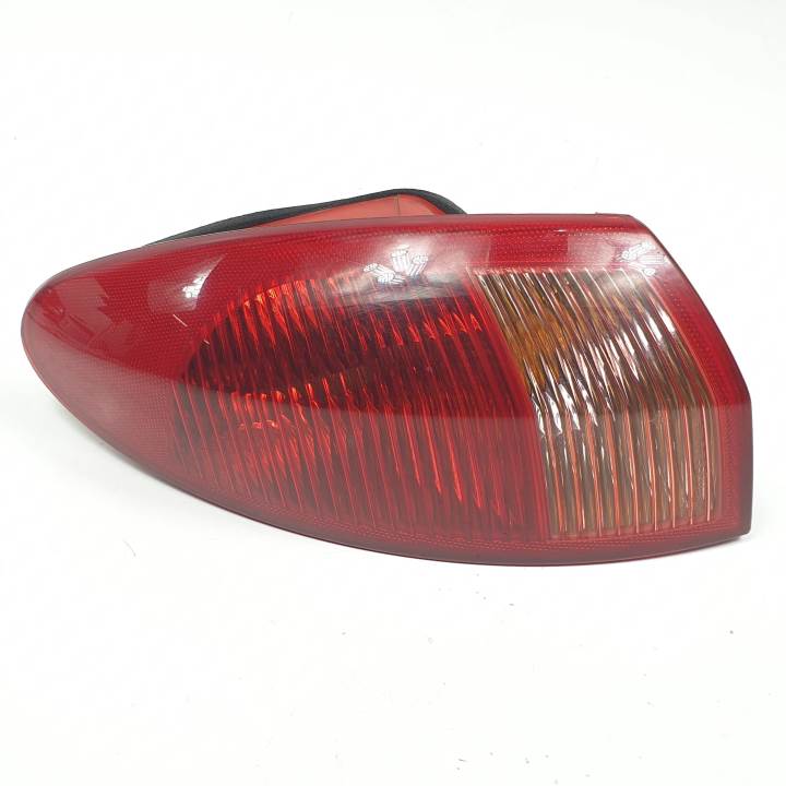 #1387986 PILOTO TRASERO IZQUIERDO