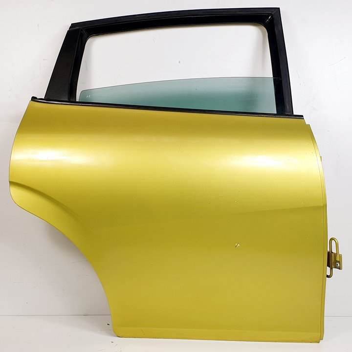 #1147360 PUERTA TRASERA DERECHA