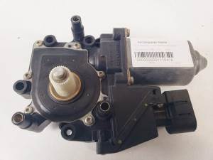 MOTOR ELEVALUNAS TRASERO IZQUIERDO - AUDI - #1178478