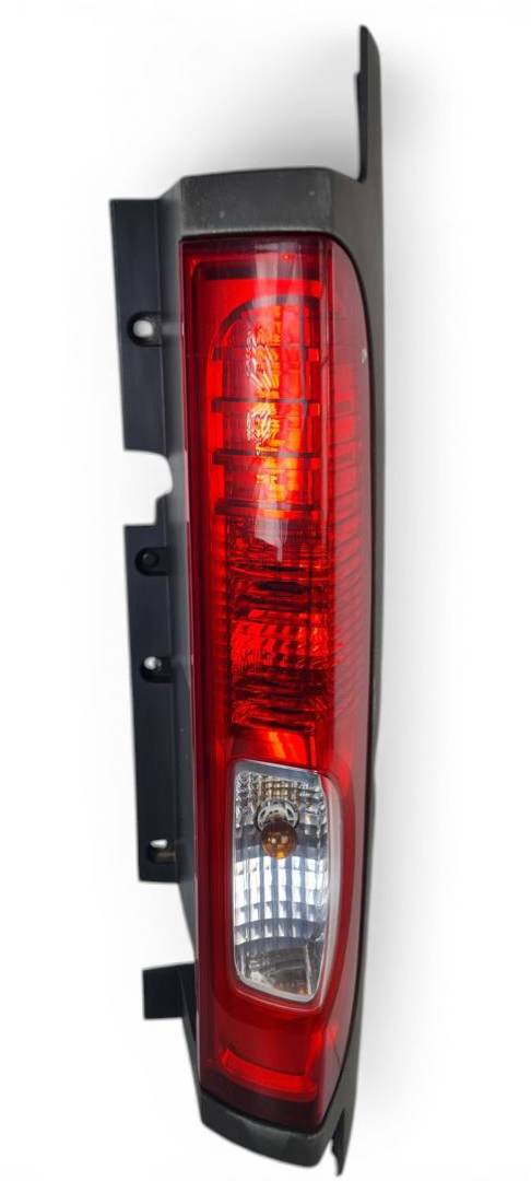 PILOTO TRASERO DERECHO