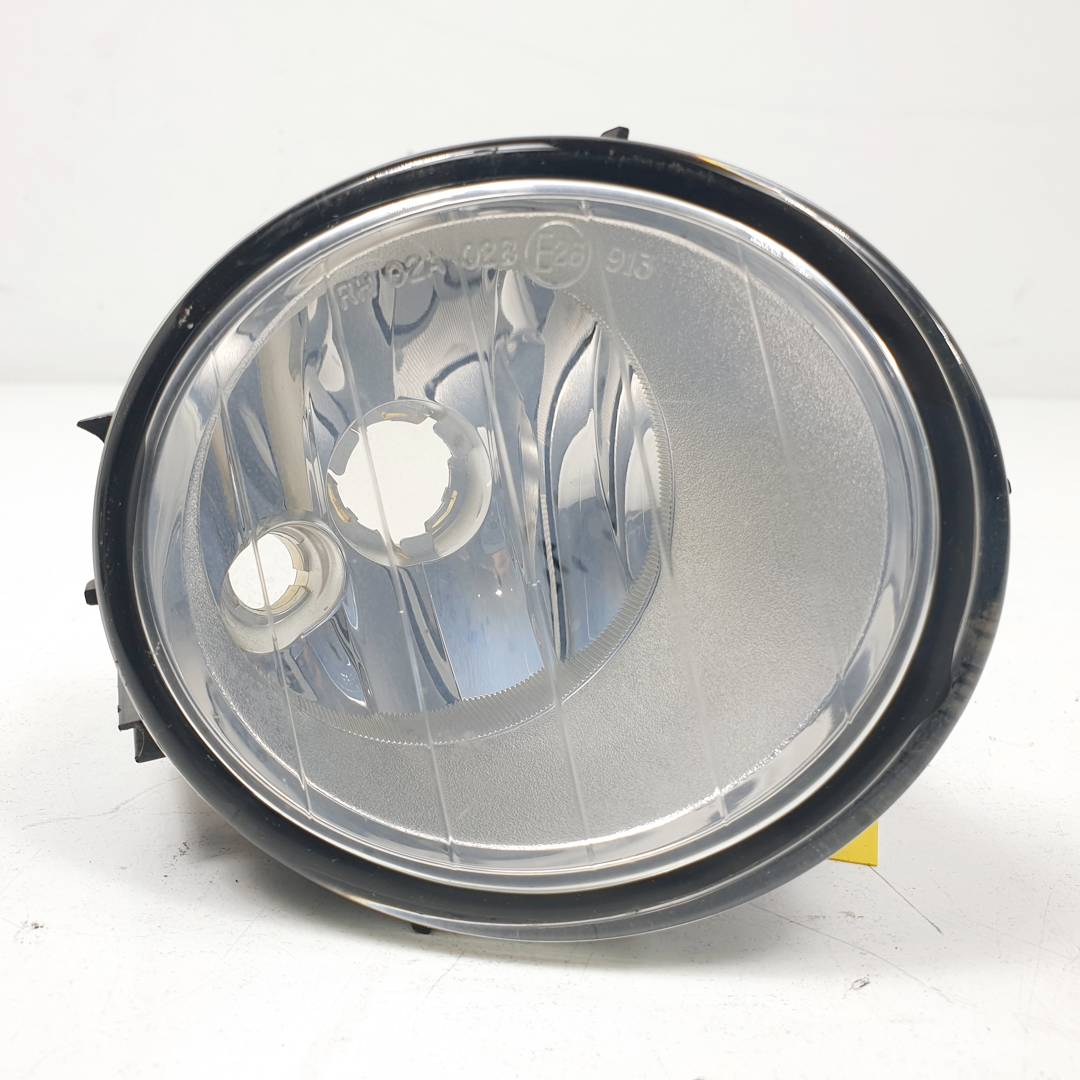 FARO ANTINIEBLA DERECHO