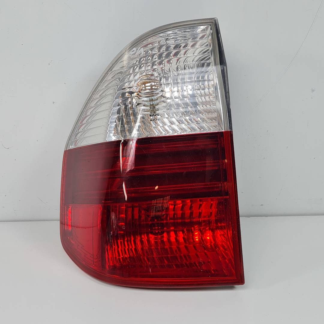 #3138038 PILOTO TRASERO IZQUIERDO