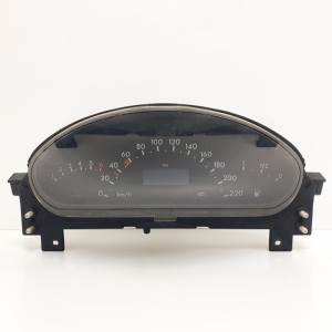 CUADRO INSTRUMENTOS - MERCEDES - #1095280