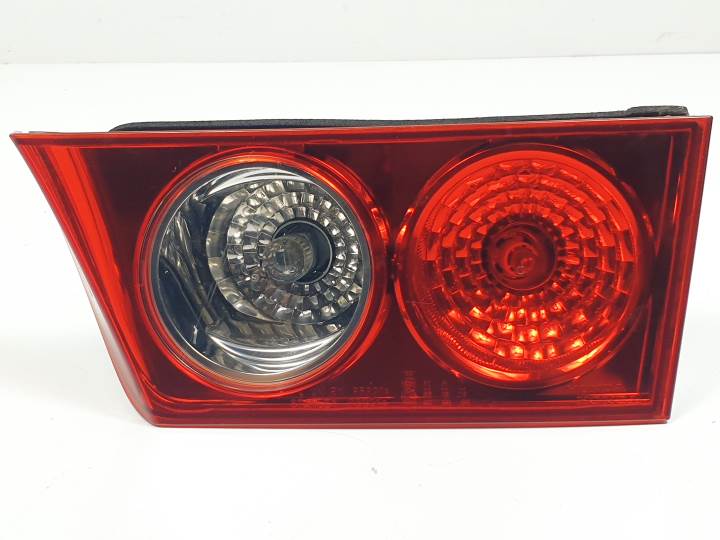 #3107115 PILOTO TRASERO DERECHO INTERIOR