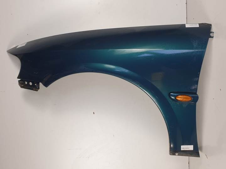 #899257 ALETA DELANTERA IZQUIERDA