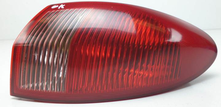 #1513156 PILOTO TRASERO DERECHO