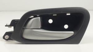 #3176269 MANETA INTERIOR DELANTERA IZQUIERDA