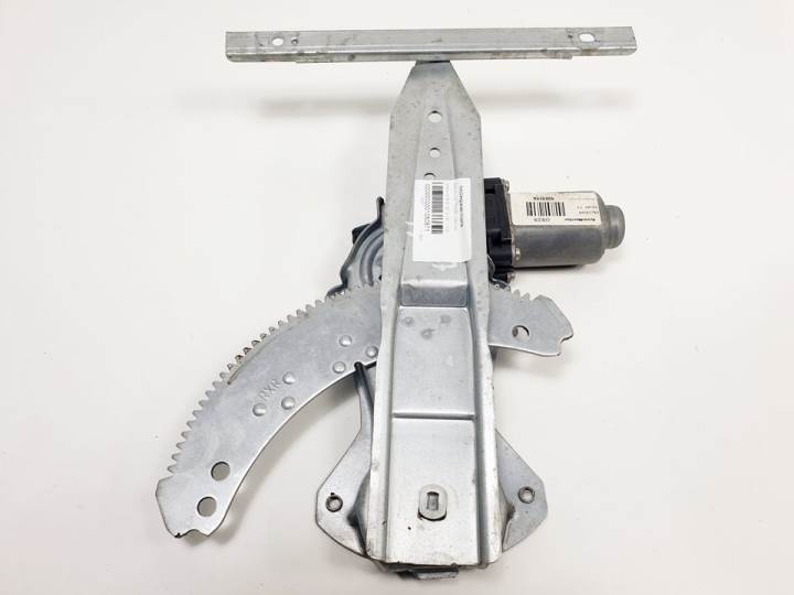 ELEVALUNAS TRASERO DERECHO - NISSAN - #1050871