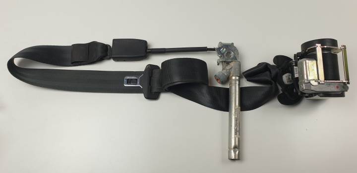 #3043046 CINTURON SEGURIDAD DELANTERO IZQUIERDO