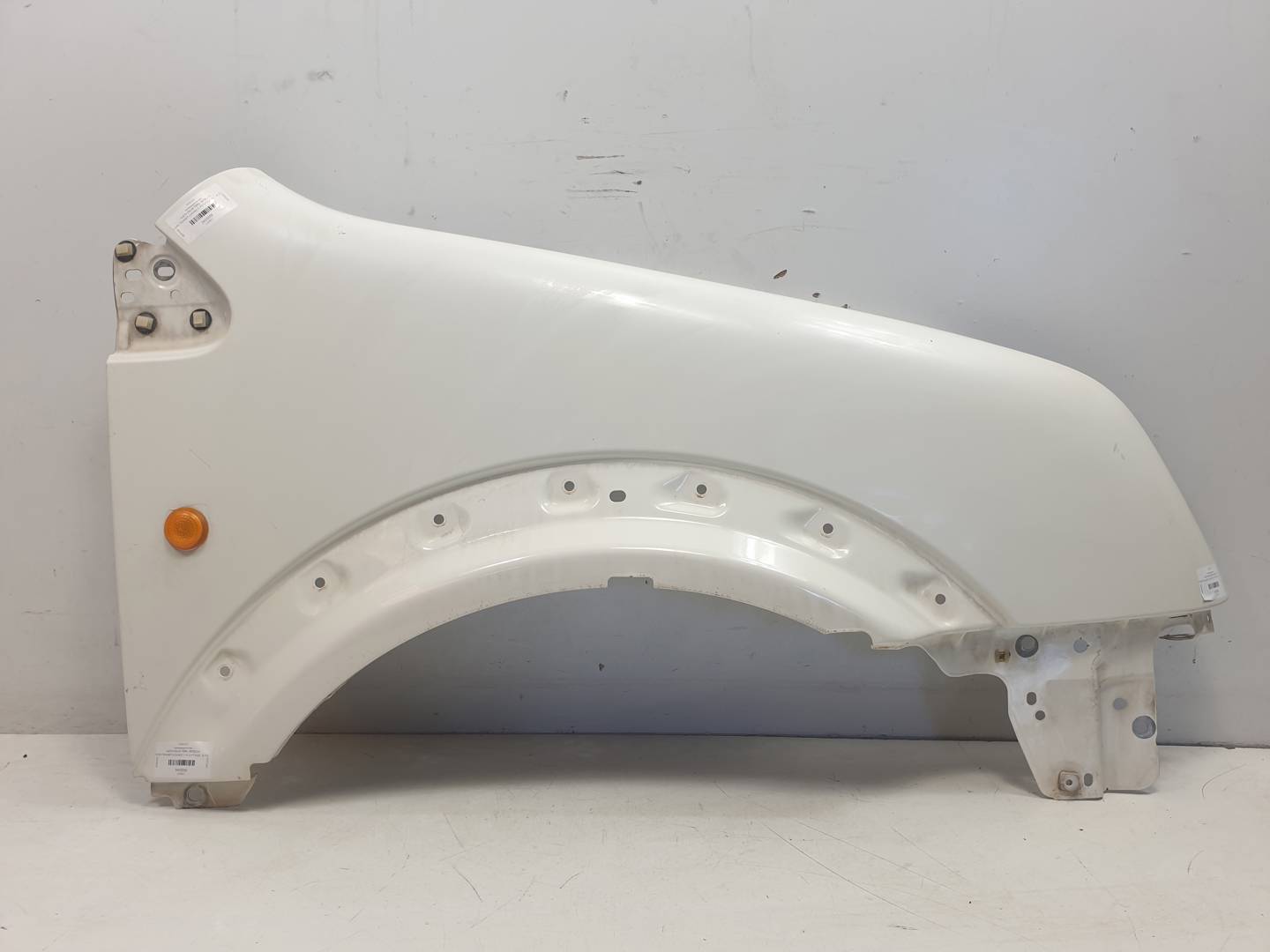 #3403229 ALETA DELANTERA DERECHA