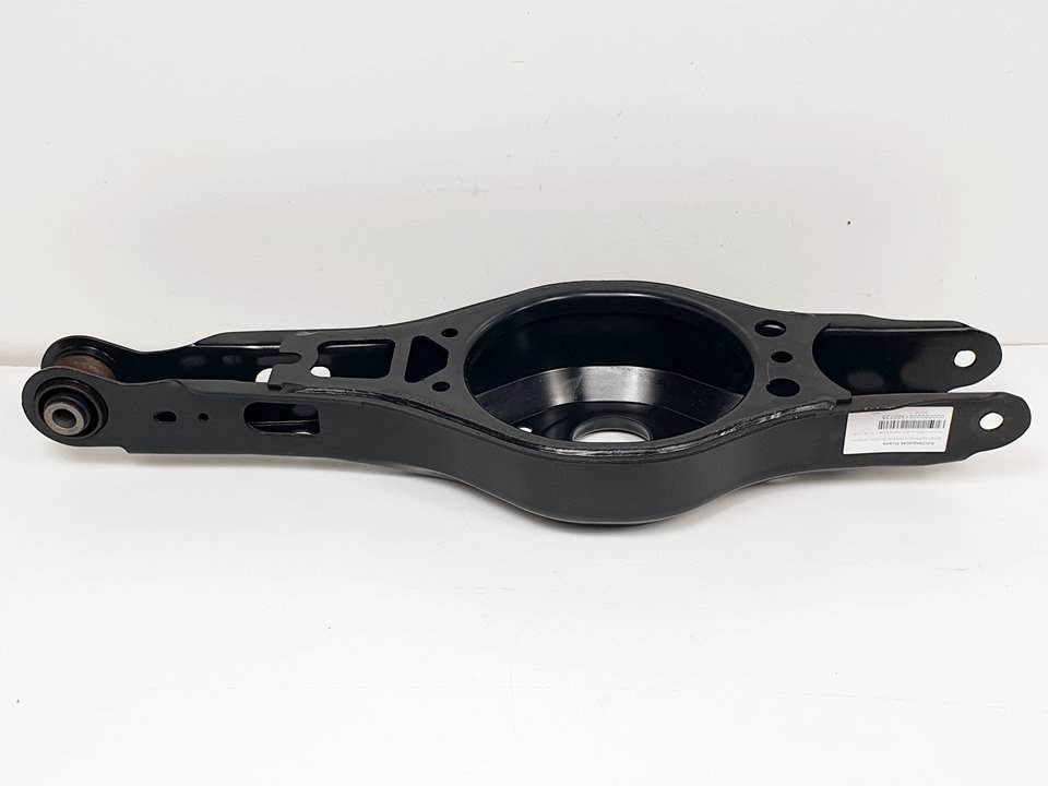 BRAZO SUSPENSION INFERIOR TRASERO DERECHO - TOYOTA - #1300725