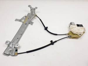 ELEVALUNAS TRASERO IZQUIERDO - RENAULT - #880932