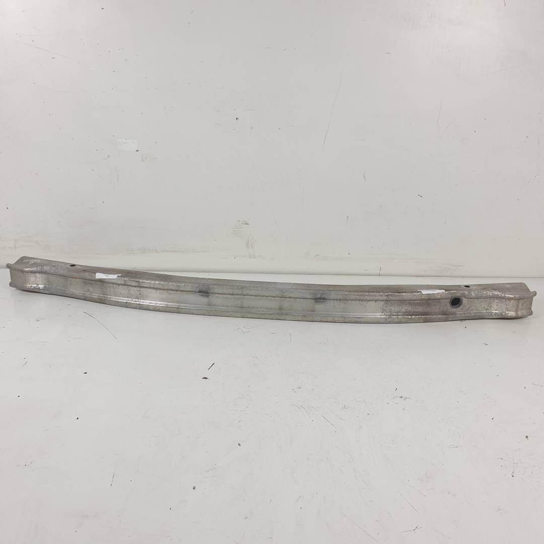 #1497517 REFUERZO PARAGOLPES DELANTERO