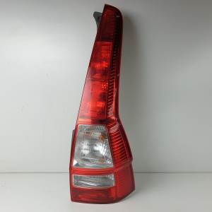 #3112956 PILOTO TRASERO DERECHO