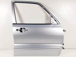 #1304560 PUERTA DELANTERA DERECHA