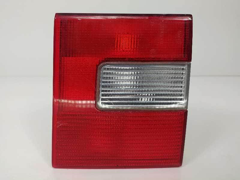 PILOTO TRASERO DERECHO INTERIOR