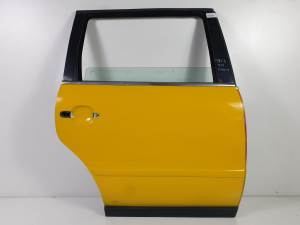 #629898 PUERTA TRASERA DERECHA