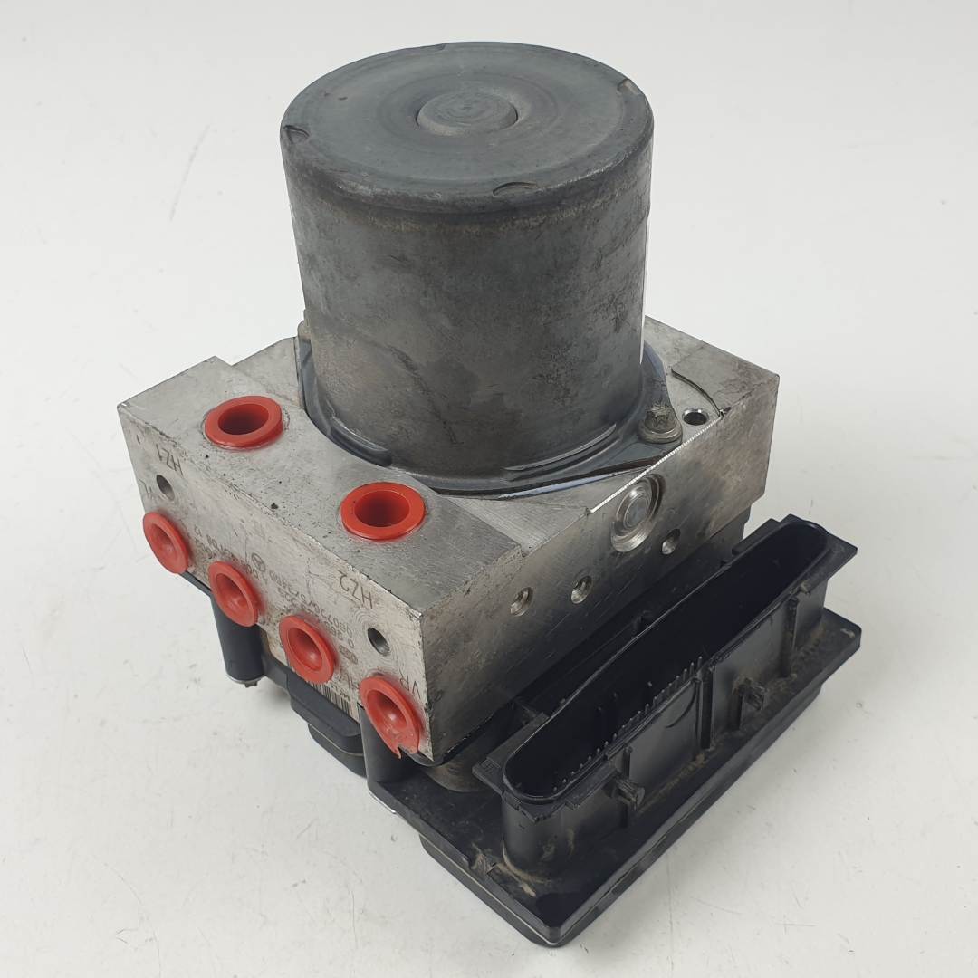 ABS - A0064510812 - MERCEDES - CLASE A (W169)