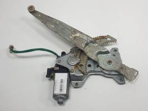 ELEVALUNAS TRASERO IZQUIERDO - MITSUBISHI - #748095