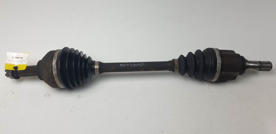 #3108235 TRANSMISION DELANTERA IZQUIERDA