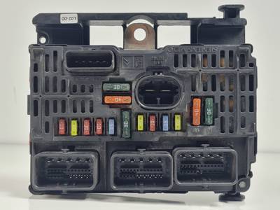 #3205821 CAJA RELES / FUSIBLES