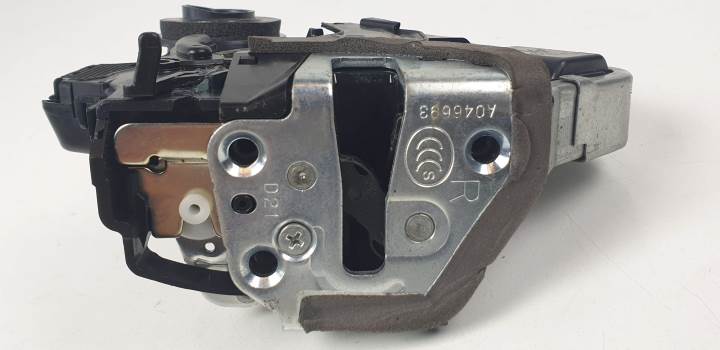 CERRADURA PUERTA TRASERA DERECHA - TOYOTA - #1398165