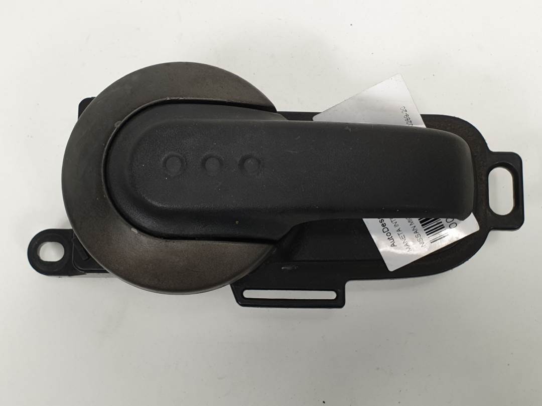 MANETA INTERIOR DELANTERA IZQUIERDA