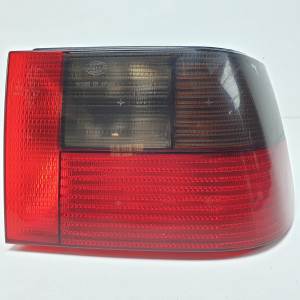 #3042239 PILOTO TRASERO DERECHO