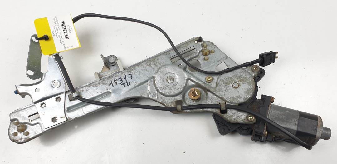 #1366553 ELEVALUNAS TRASERO DERECHO