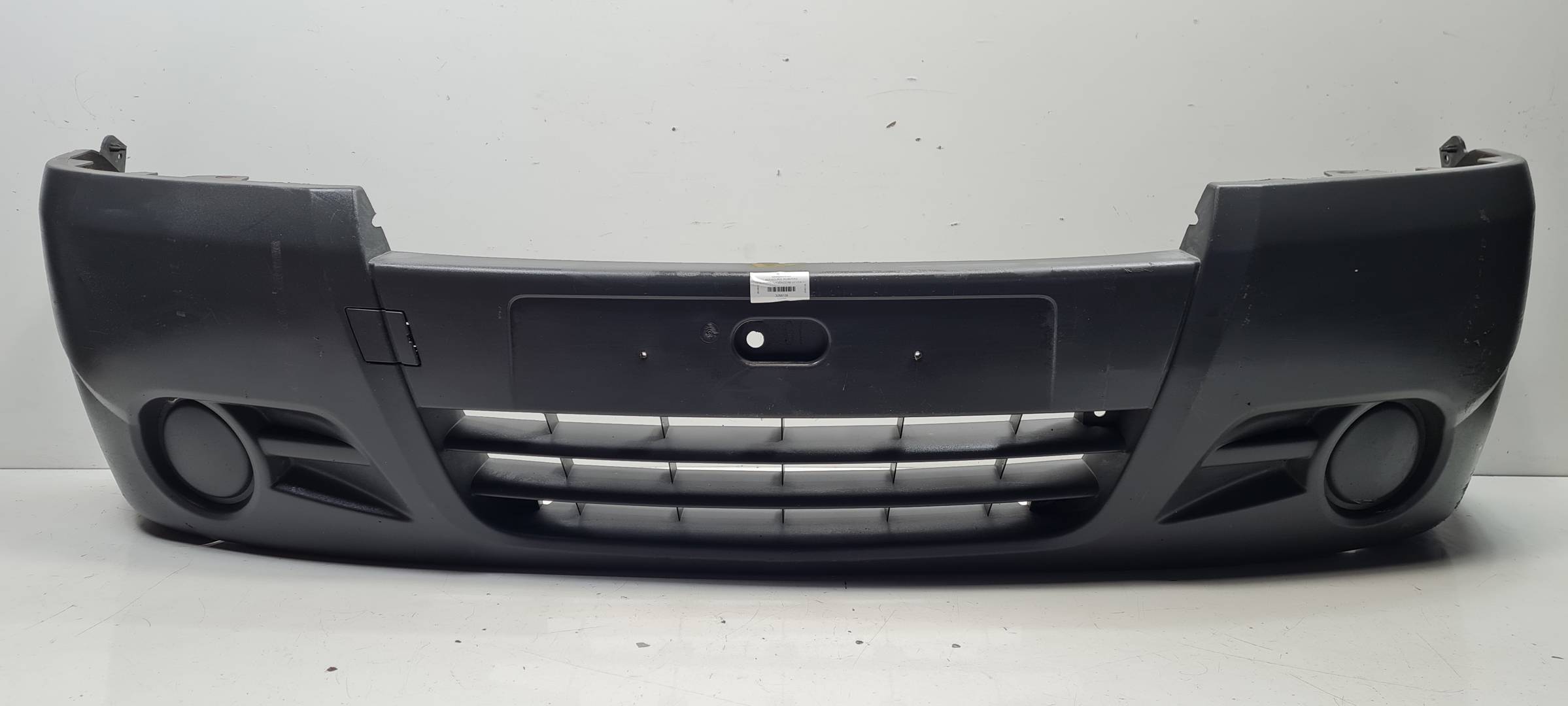 PARAGOLPES DELANTERO