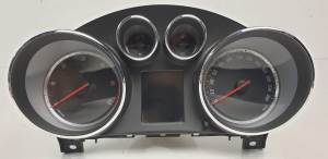 CUADRO INSTRUMENTOS - OPEL - #1382231